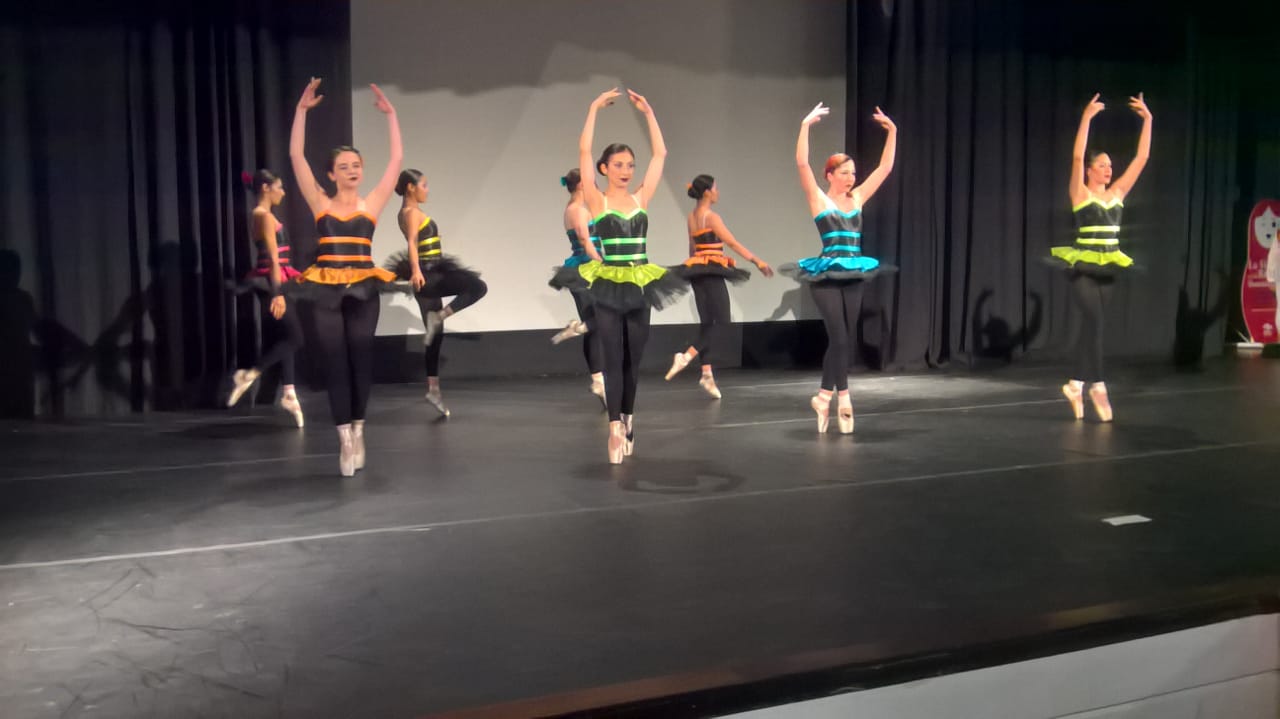 Muestra de arte danzario en la Victoria
