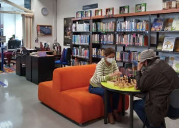 Más que una biblioteca: Aprende y diviértete jugando