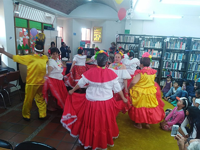 Interiorcumple2.jpg