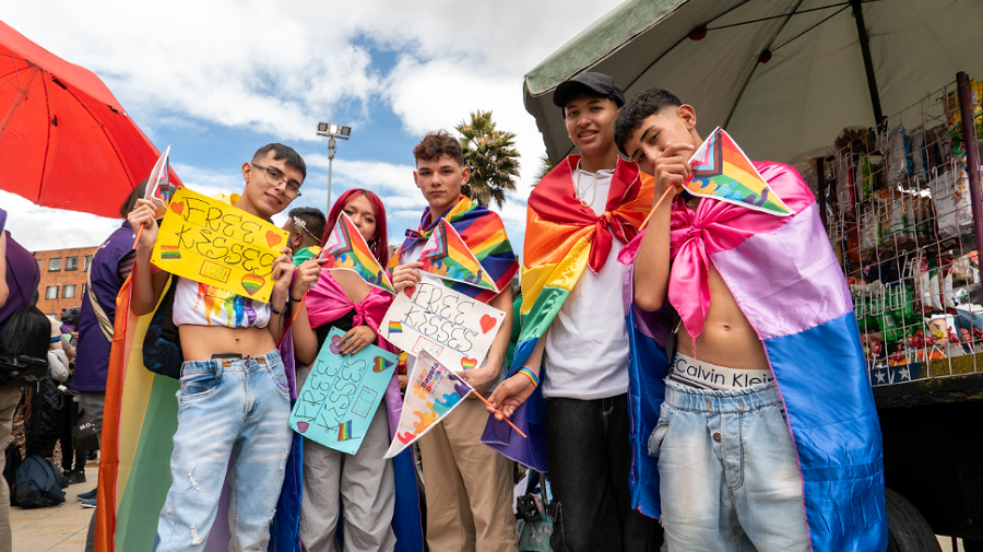Orgullo LGBTIQ Pride: playlist podcast BibloRed