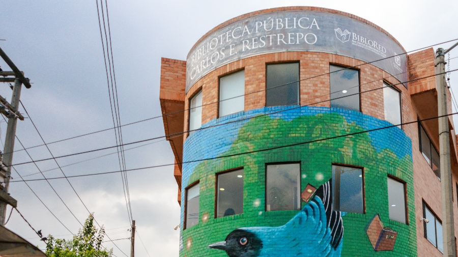 Biblioteca Pública Carlos E. Restrepo / Foto: BibloRed