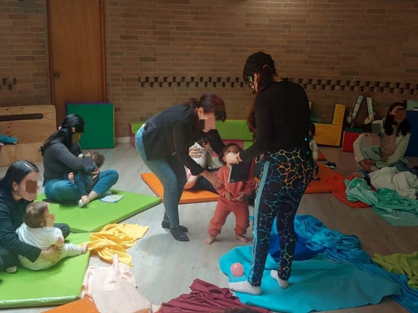 Lecturas y cantos para bebés (6 a 18 meses)